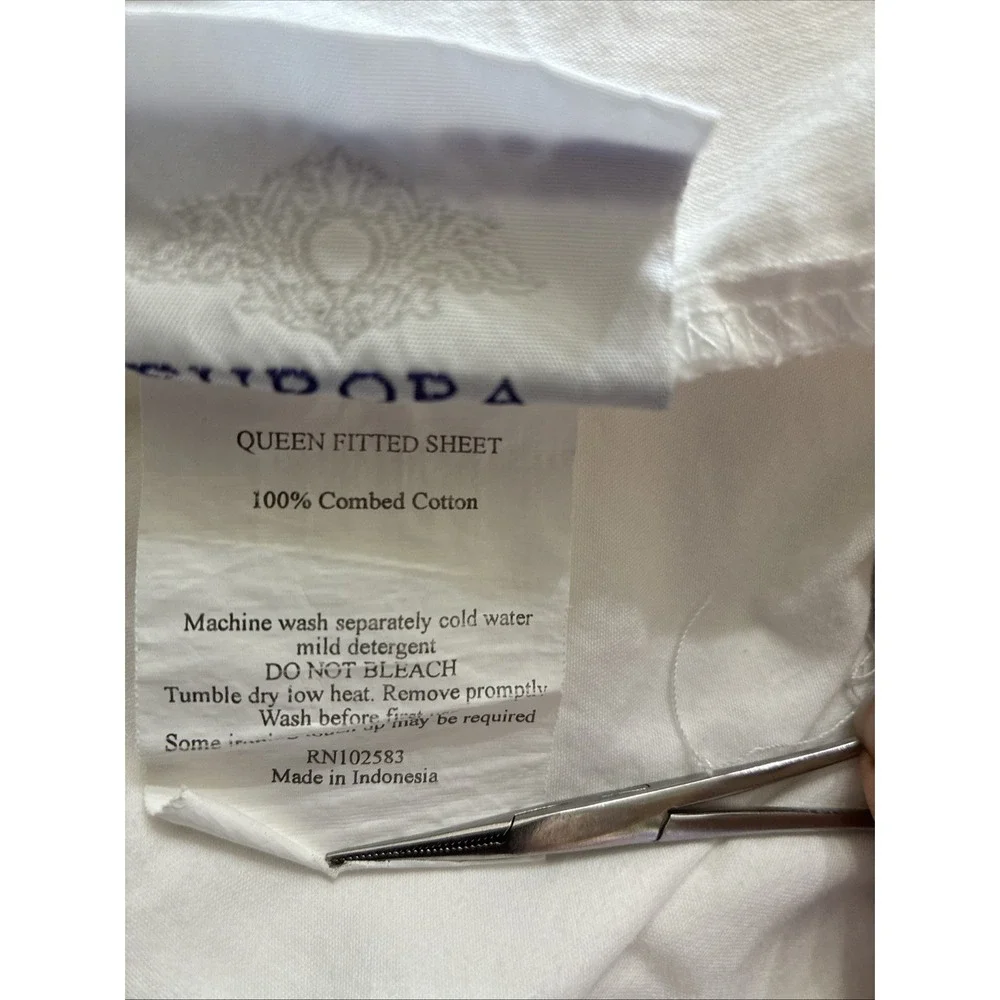 Europa Queen Sheet Set W/ Embroidered Eyelet Edge White READ DESCRIPTION